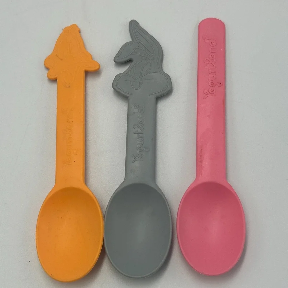 Hefty Zoo Pals Dixie Krazy Kritters Utensils 20 Kids Plasticware Looney Tunes